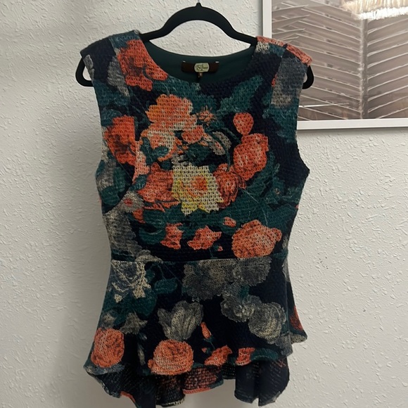 Eva Franco Tops - Eva Franco Floral Blouse EUC